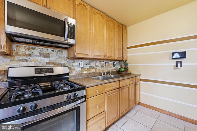 587 ARBOR RD, Morrisville, PA 19067