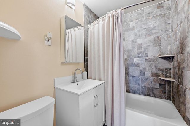 587 ARBOR RD, Morrisville, PA 19067