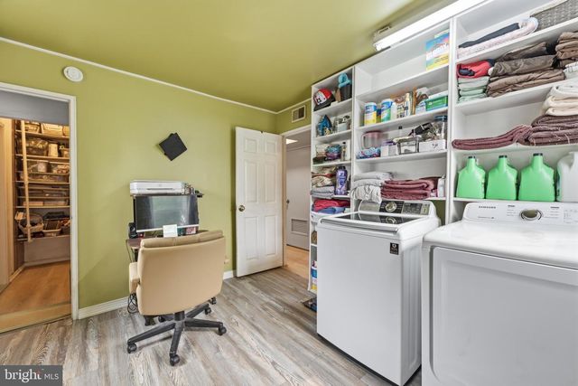 587 ARBOR RD, Morrisville, PA 19067