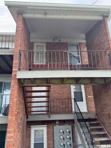 1907 16TH Street, Silvis, IL 61282