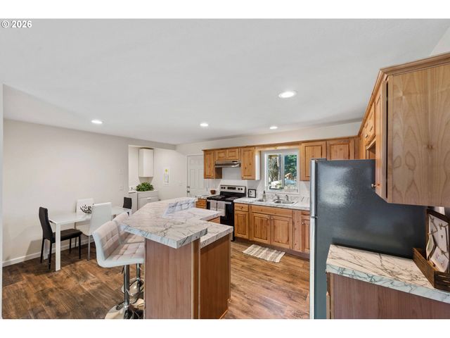 64274 SADDLER Rd, Coos Bay, OR 97420