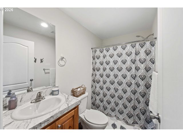 64274 SADDLER Rd, Coos Bay, OR 97420