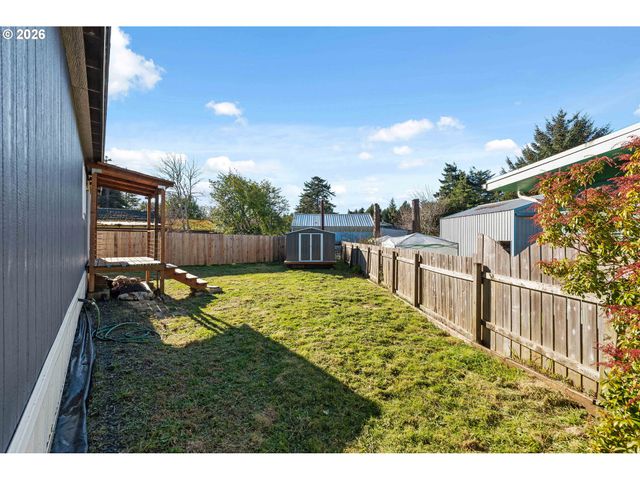 64274 SADDLER Rd, Coos Bay, OR 97420