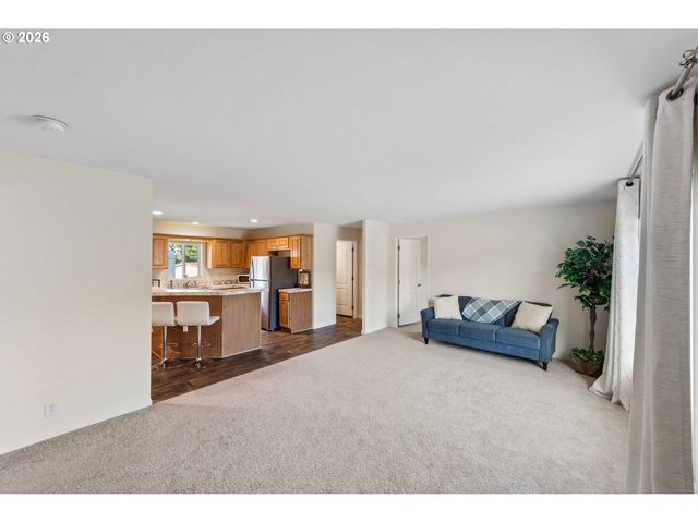 64274 SADDLER Rd, Coos Bay, OR 97420