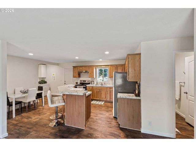 64274 SADDLER Rd, Coos Bay, OR 97420