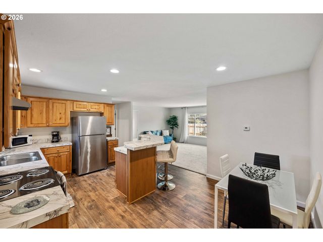 64274 SADDLER Rd, Coos Bay, OR 97420