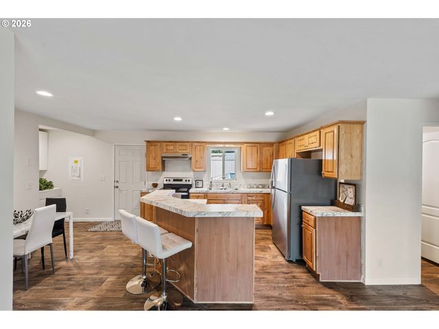 64274 SADDLER Rd, Coos Bay, OR 97420