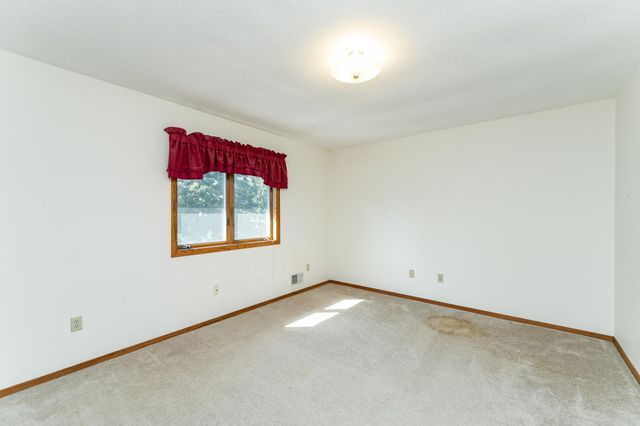 4412 Newcastle Lane NW, Rochester, MN 55901