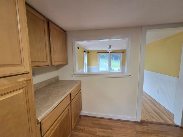 176 Shaker Hill Road, Enfield, NH 03748