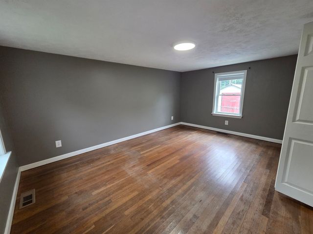 176 Shaker Hill Road, Enfield, NH 03748
