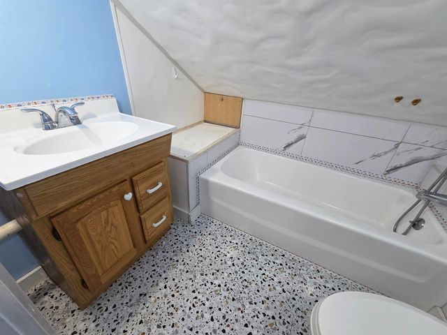 176 Shaker Hill Road, Enfield, NH 03748
