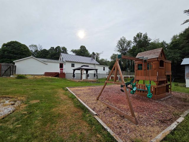 176 Shaker Hill Road, Enfield, NH 03748