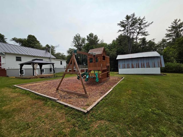 176 Shaker Hill Road, Enfield, NH 03748