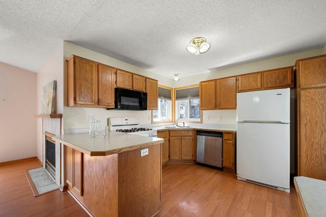 11975 Yellowpine Street NW, Coon Rapids, MN 55448