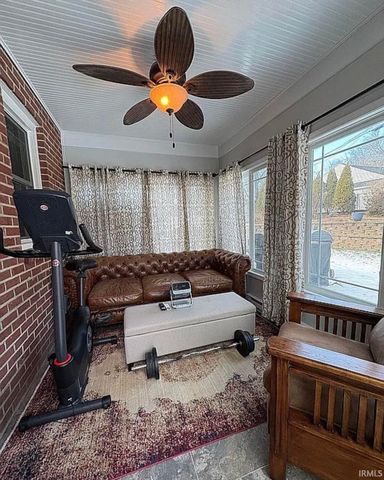 1212 Sunset Drive, Fort Wayne, IN 46807
