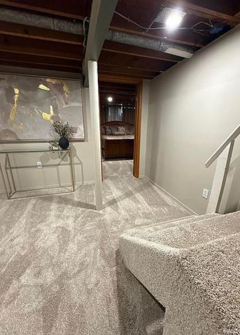 1212 Sunset Drive, Fort Wayne, IN 46807