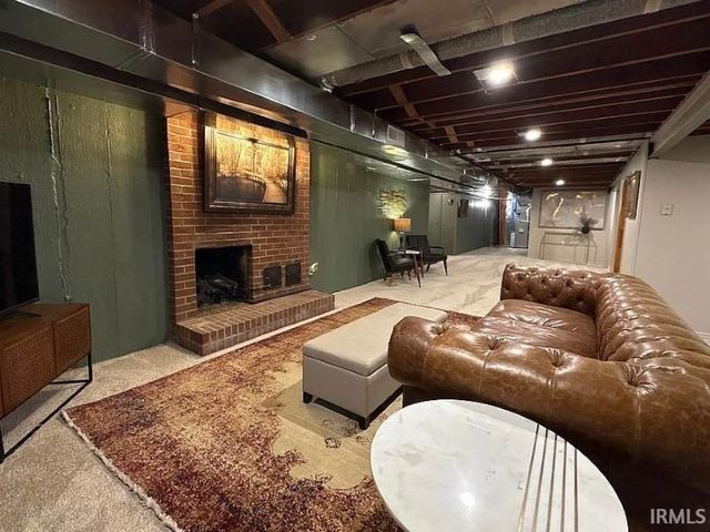 1212 Sunset Drive, Fort Wayne, IN 46807