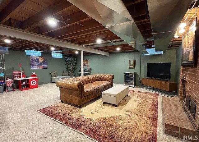 1212 Sunset Drive, Fort Wayne, IN 46807