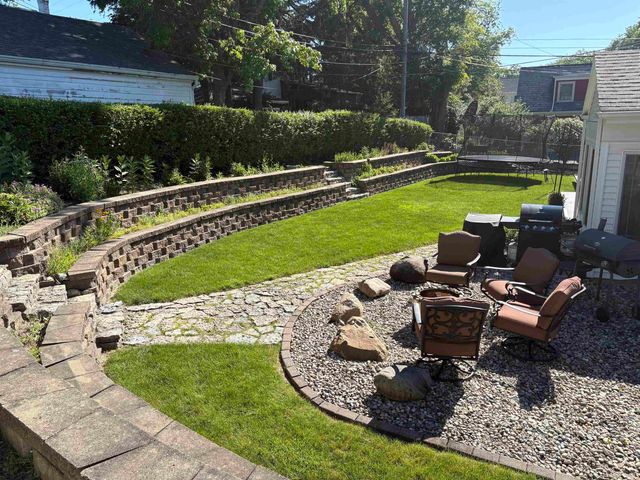 1212 Sunset Drive, Fort Wayne, IN 46807