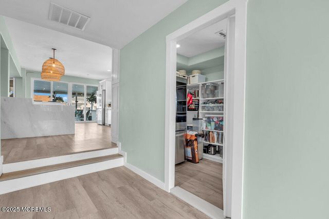 3158 Windsor Avenue, Toms River, NJ 08753