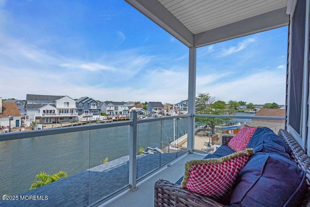 3158 Windsor Avenue, Toms River, NJ 08753