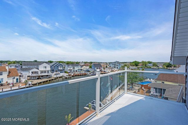 3158 Windsor Avenue, Toms River, NJ 08753