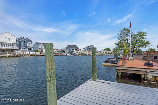 3158 Windsor Avenue, Toms River, NJ 08753