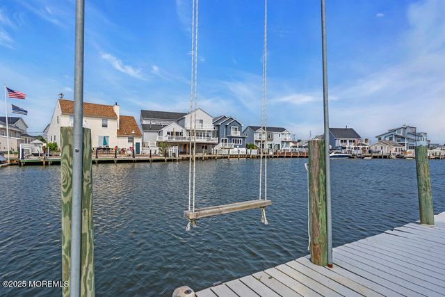 3158 Windsor Avenue, Toms River, NJ 08753