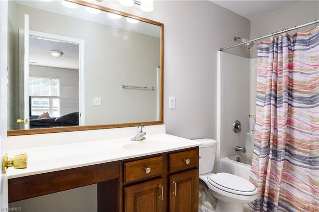 3741 Georgia Pond Lane, High Point, NC 27265