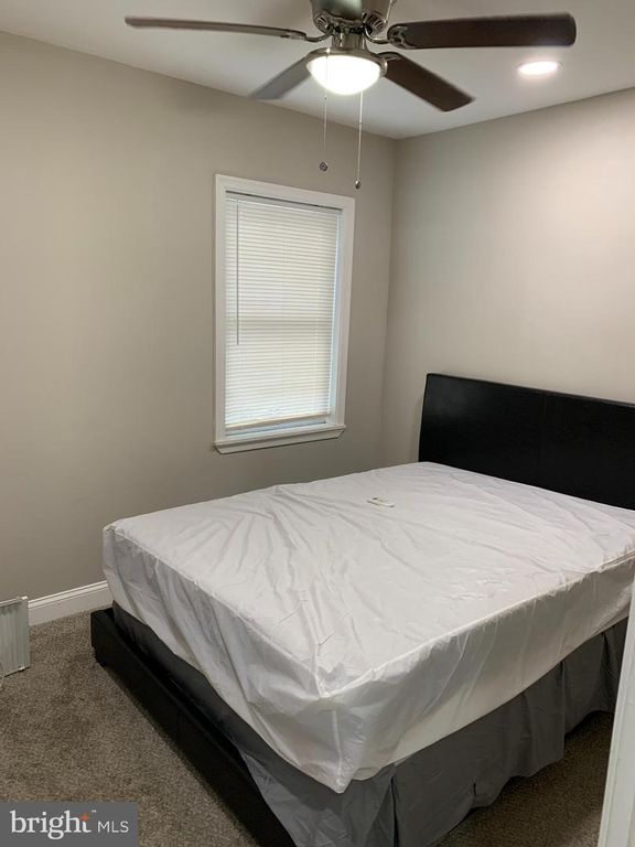 Image 11 of property listing at 4744 ALHAMBRA AVE, Baltimore, MD 21212