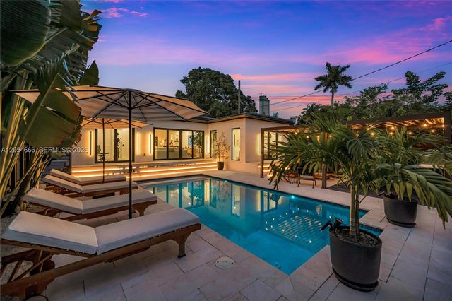 530 SW 18th Terrace, Miami, FL 33129