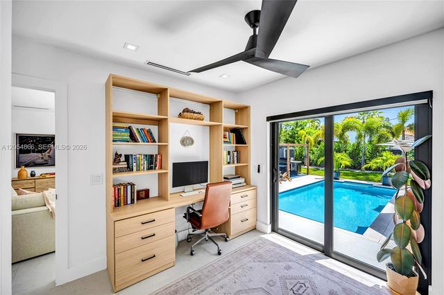530 SW 18th Terrace, Miami, FL 33129