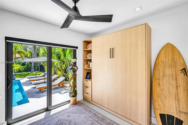 530 SW 18th Terrace, Miami, FL 33129