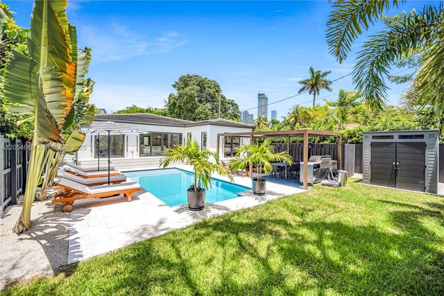 530 SW 18th Terrace, Miami, FL 33129