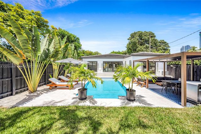 530 SW 18th Terrace, Miami, FL 33129