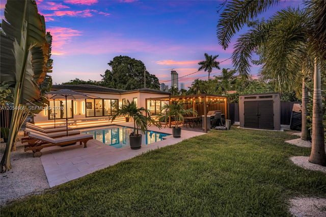 530 SW 18th Terrace, Miami, FL 33129
