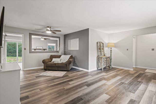 2121 Shady Oaks Drive, Tallahassee, FL 32303