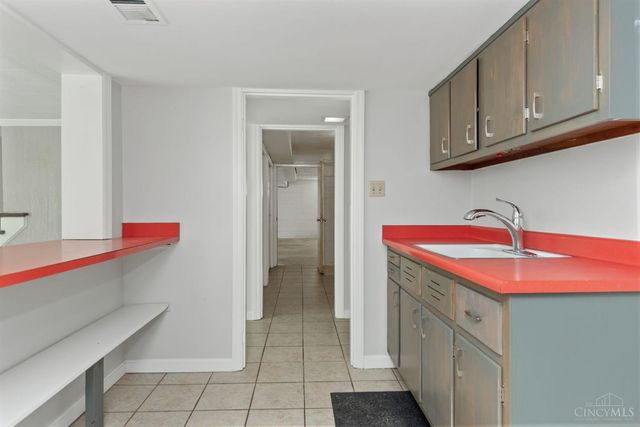 5818 Kenwood Road, Madeira, OH 45243