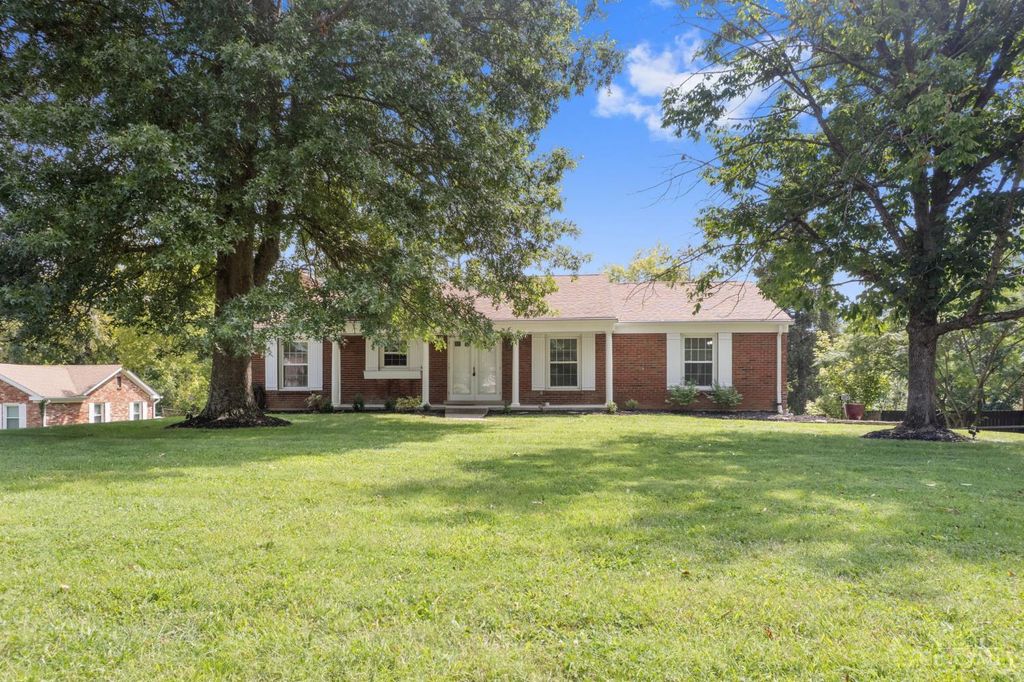 5818 Kenwood Road, Madeira, OH 45243
