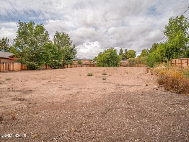 4045 Lakeside Drive, Reno, NV 89509