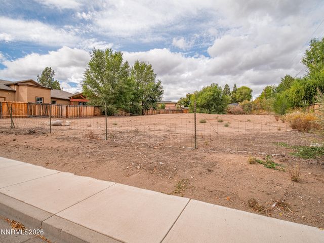 4045 Lakeside Drive, Reno, NV 89509