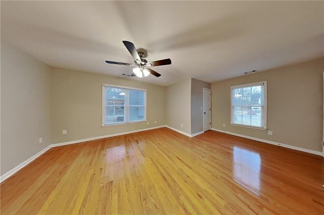 3893 Lorien NW Way, Kennesaw, GA 30152