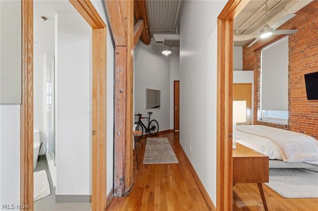 635 W Lakeside Avenue 402, Cleveland, OH 44113