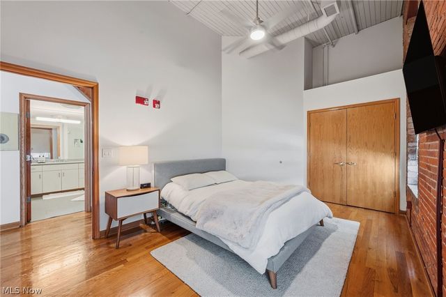 635 W Lakeside Avenue 402, Cleveland, OH 44113