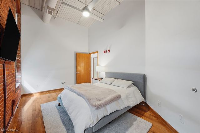 635 W Lakeside Avenue 402, Cleveland, OH 44113