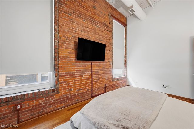 635 W Lakeside Avenue 402, Cleveland, OH 44113
