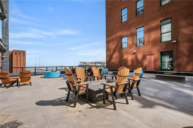 635 W Lakeside Avenue 402, Cleveland, OH 44113