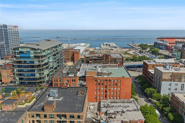 635 W Lakeside Avenue 402, Cleveland, OH 44113