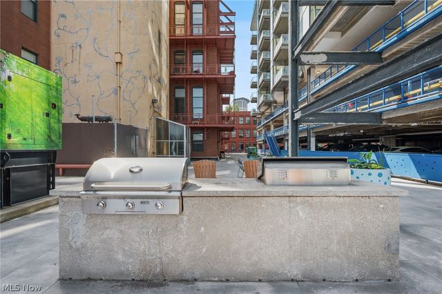 635 W Lakeside Avenue 402, Cleveland, OH 44113