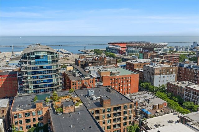 635 W Lakeside Avenue 402, Cleveland, OH 44113
